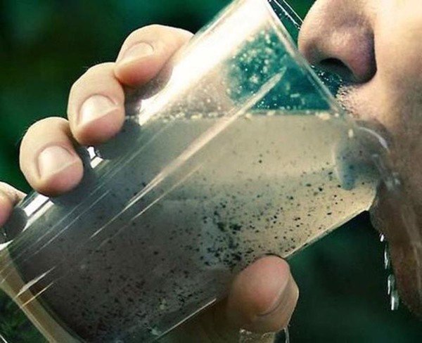 Nước uống cỏ không loại bỏ được tạp chất có trong nước 